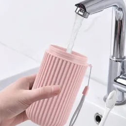 Custodia da viaggio per spazzolini da denti / Rosa