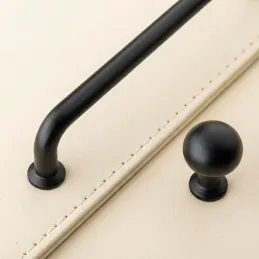 Pomello KAREN / Nero opaco