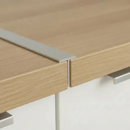 Profilo di giunzione universale per piano di lavoro da 38 mm con bordo dritto in ABS / Alluminio