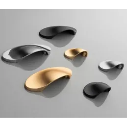 Maniglia LINIA / Acciaio spazzolato