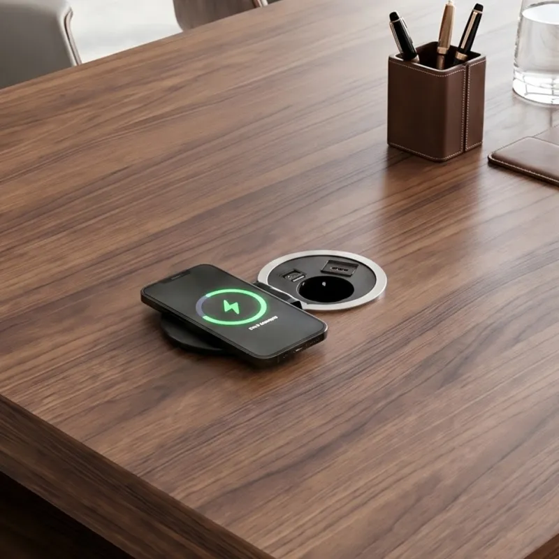 Presa da incasso per scrivania LUPO FRENCH 1x230V + USB A/C - Nera
