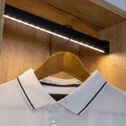 Barra appendiabiti SLIM per striscia LED con copertura / Nero