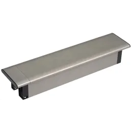 Multipresa da incasso SLIM BOX SCHUKO 3x 230V + USB / Acciaio inox