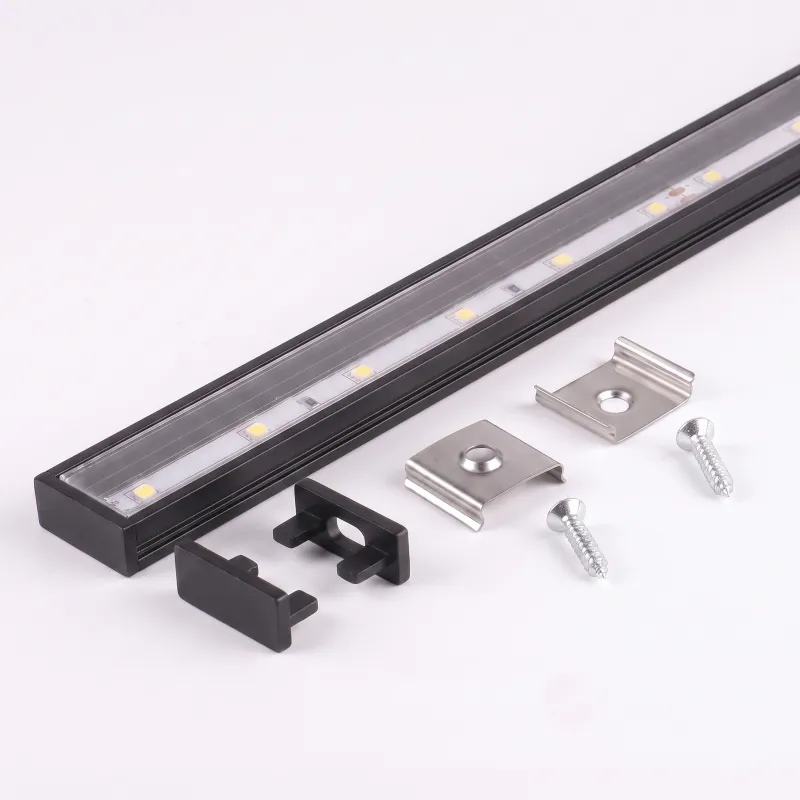 Set di profili ZARIA da 1 m per illuminazione LED con copertura trasparente, tappi e sistema di fissaggio / Nero opaco