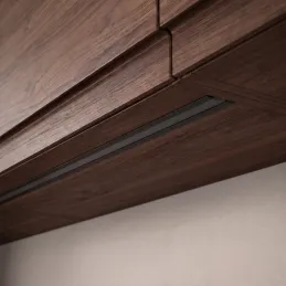 Profilo in alluminio da incasso ZARIA per illuminazione a LED con copertura nera / Nero opaco