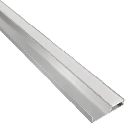 Profilo in alluminio per l’illuminazione LED dello zoccolo ARIANA con copertura opalina / Alluminio