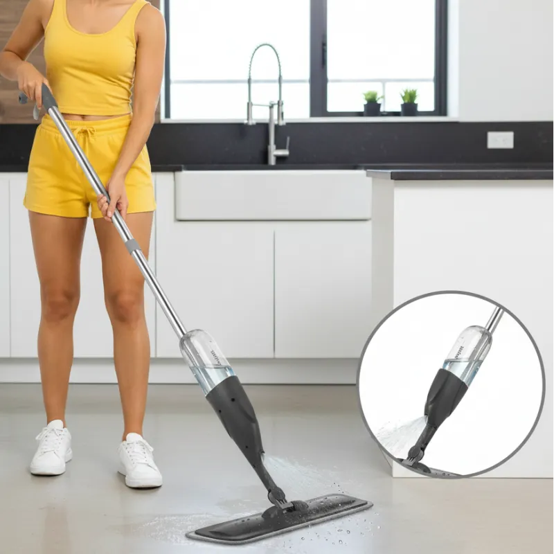 Mocio universale con nebulizzatore d’acqua CLEANY 300 ml