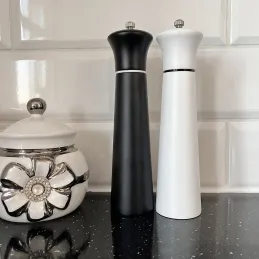 Set 2 pz macinapepe e macinasale in ceramica / Nero-bianco