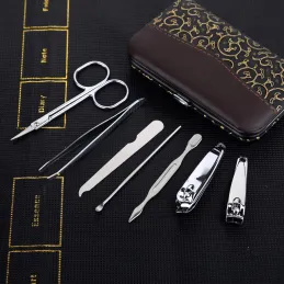 Set manicure 7 pezzi / Oro marrone