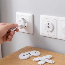 Set da 15 tappi di sicurezza con chiave / Bianco