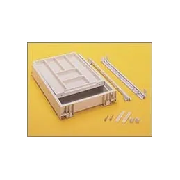 Cassetto estraibile in PVC con portaposate