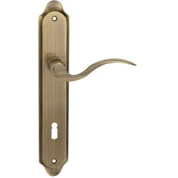 Maniglia su placca AMADEUS / Ottone effetto patinato verniciato