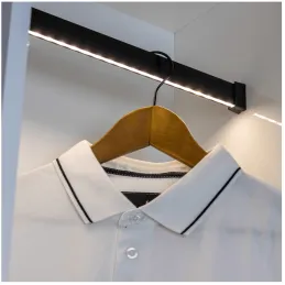 Barra appendiabiti SLIM per striscia LED con copertura / Nero